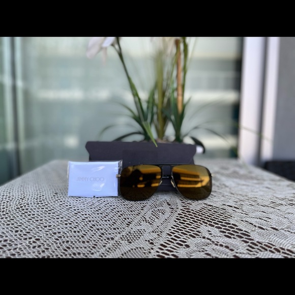 ✨JIMMY CHOO SUNGLASSES 🕶 - Picture 3 of 8